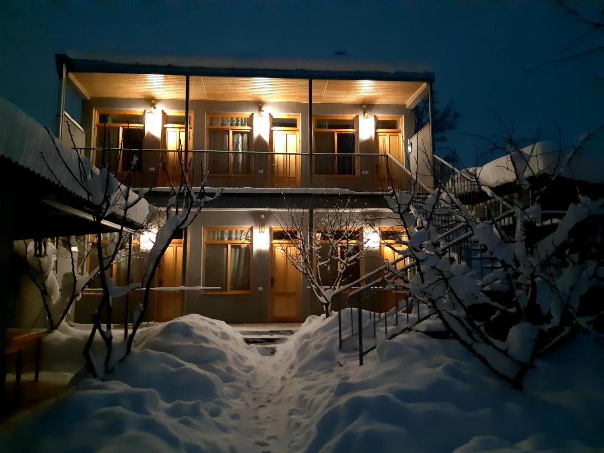 Andranik B&B Goris Exteriör bild